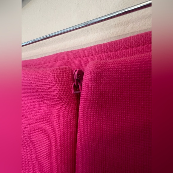 Pink Pencil Skirt – Size 10 - Picture 4 of 5